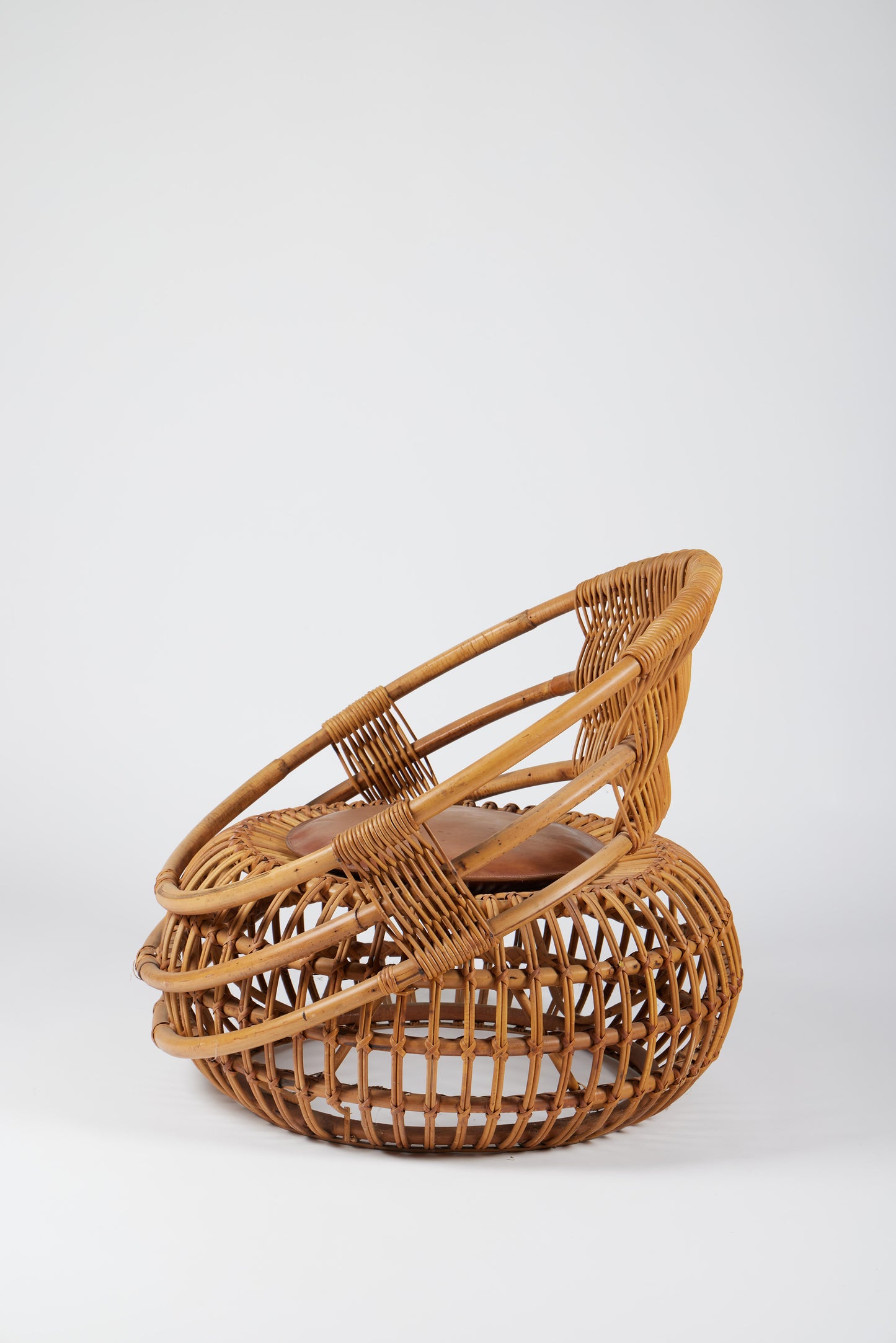Mid-Century Modern Rattan Outdoor Lounge Chair & Ottoman Set – 1956 Bonacina Design