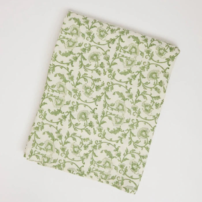 Green Vine Linen Tablecloth – 245 x 330 cm