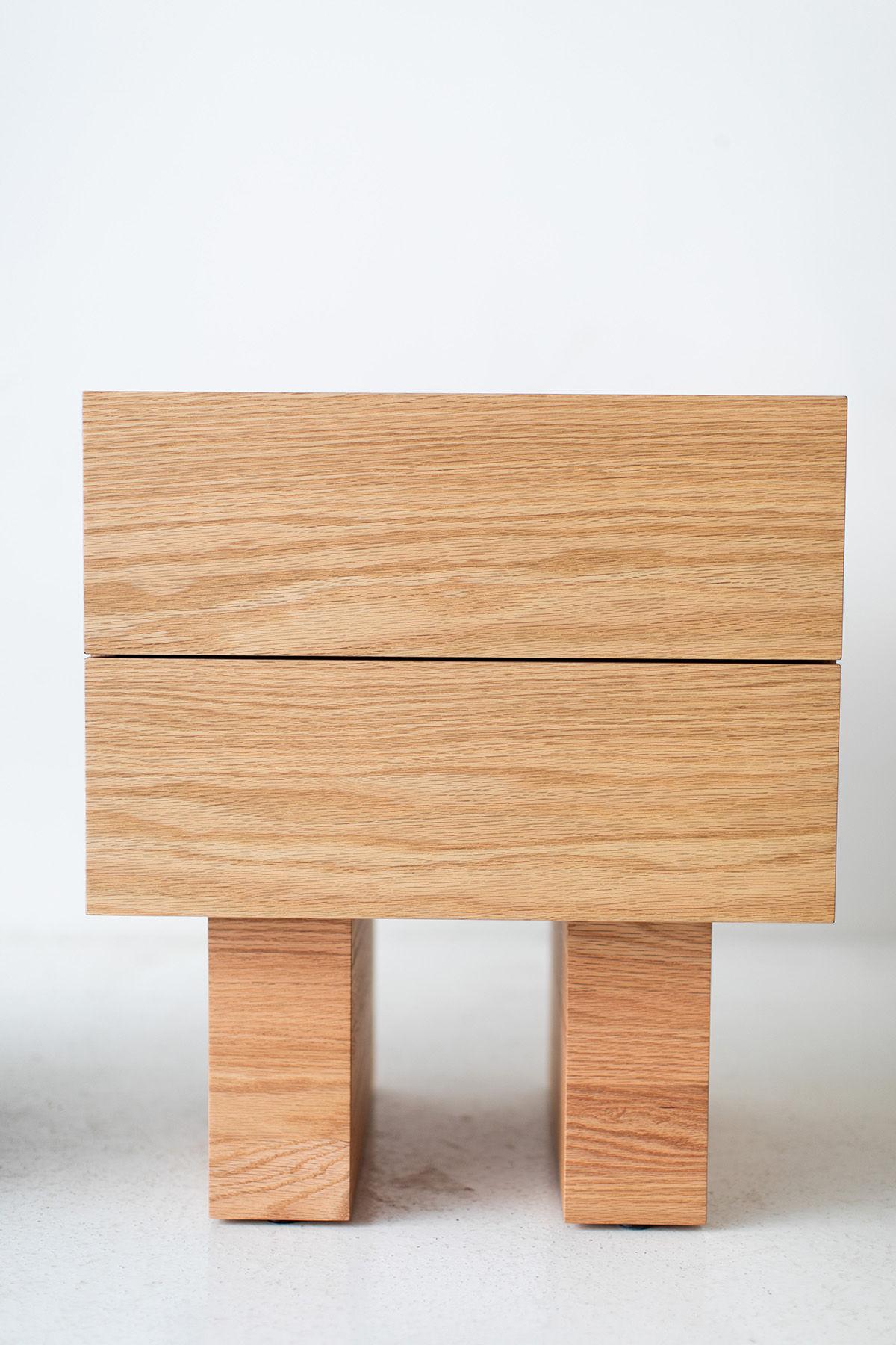 Suelo Modern Oak Nightstand – Handcrafted with Push-to-Open Drawer