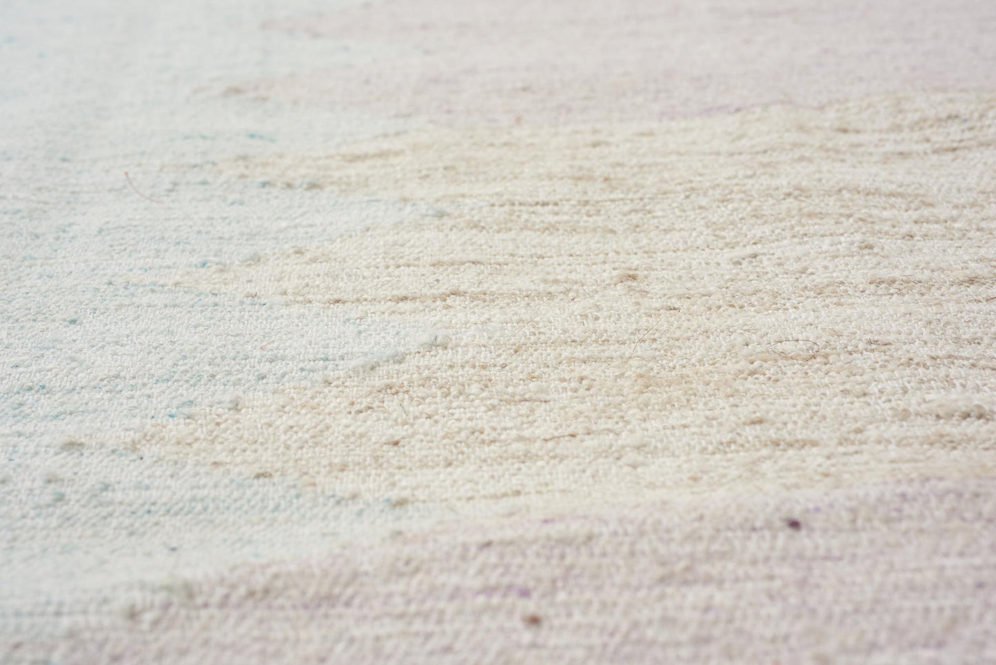 Schumacher Morfar Handwoven Area Rug – Ice & Pink 274 x 366 cm