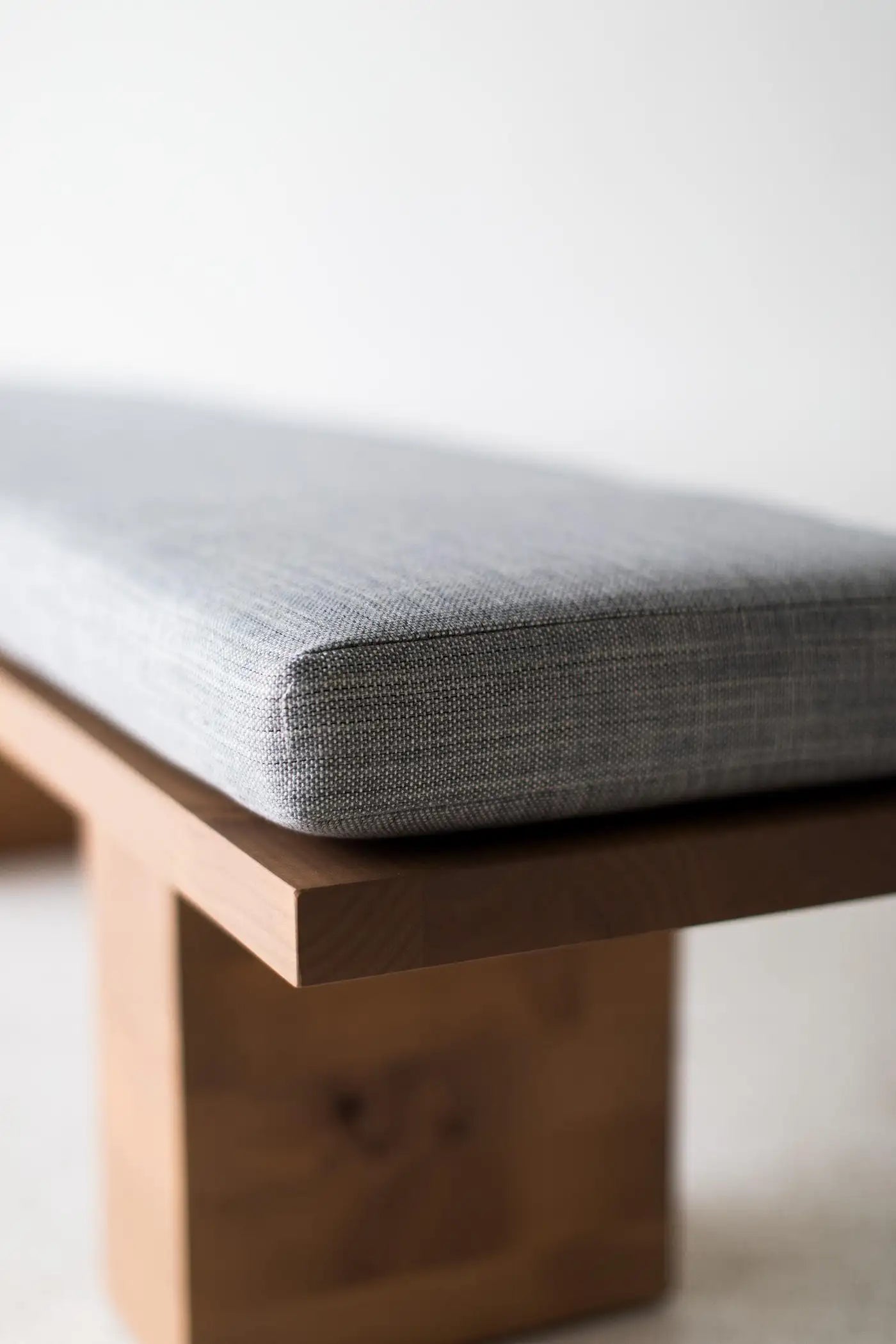 Bertu Suelo Modern Wood Bench Upholstered in Thick Weave