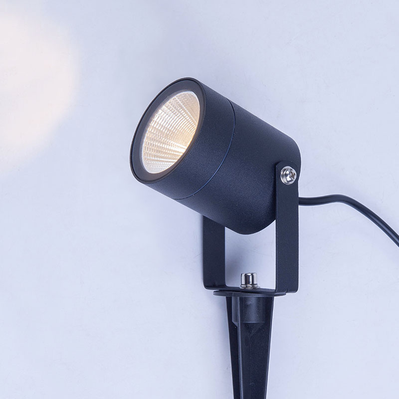 Fern LED Garden Spotlight Kit – 9 Lights (12V)