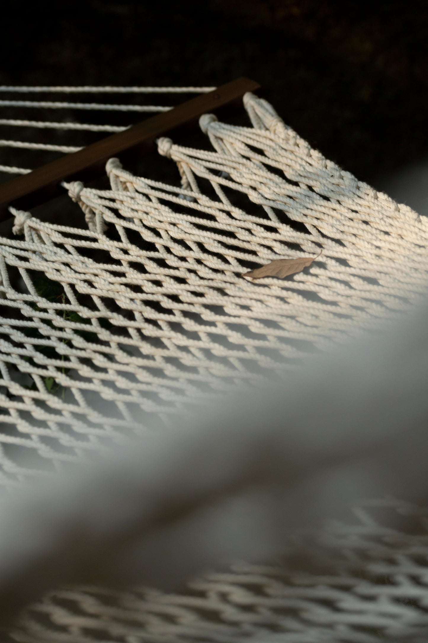 Amanda Hammock Outdoor Collection – Free-Standing Hammock with Wood or Steel Base