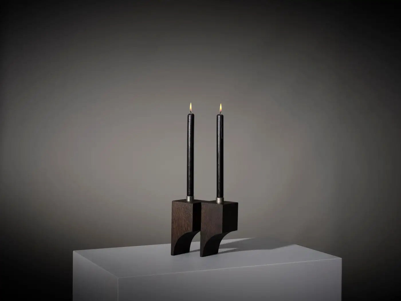 Brutalist Candle Holder R:2 - Solid Black Oak