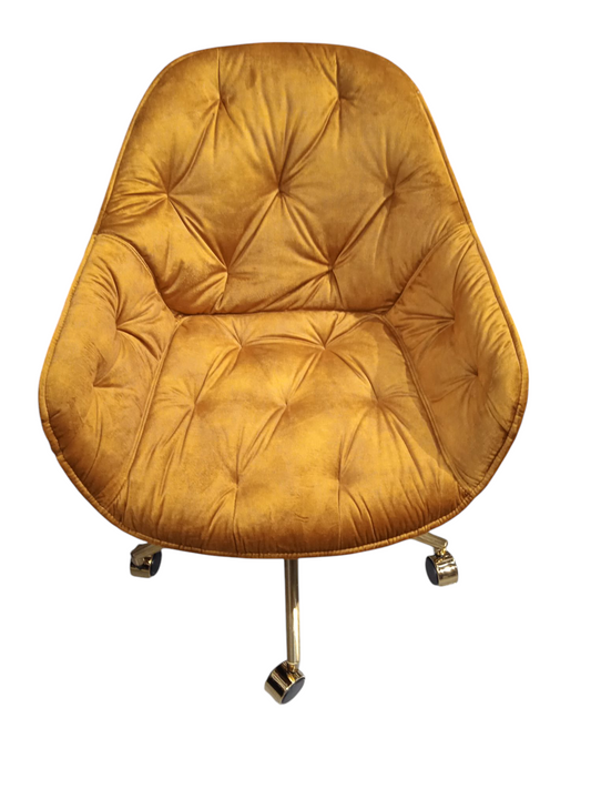 Armchair Kara