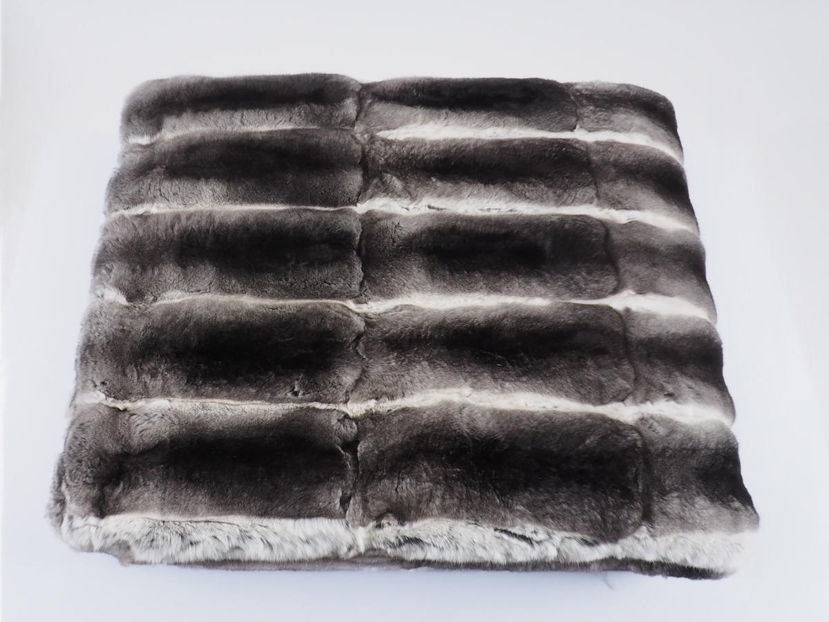 Luxury Real Chinchilla Throw Blanket – Handcrafted in Italy with Silk Lining