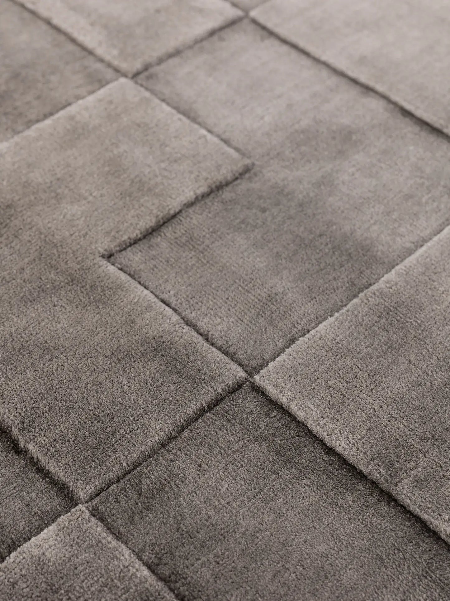 Elisa 100% Lyocell Elisa Dark Brown Rug