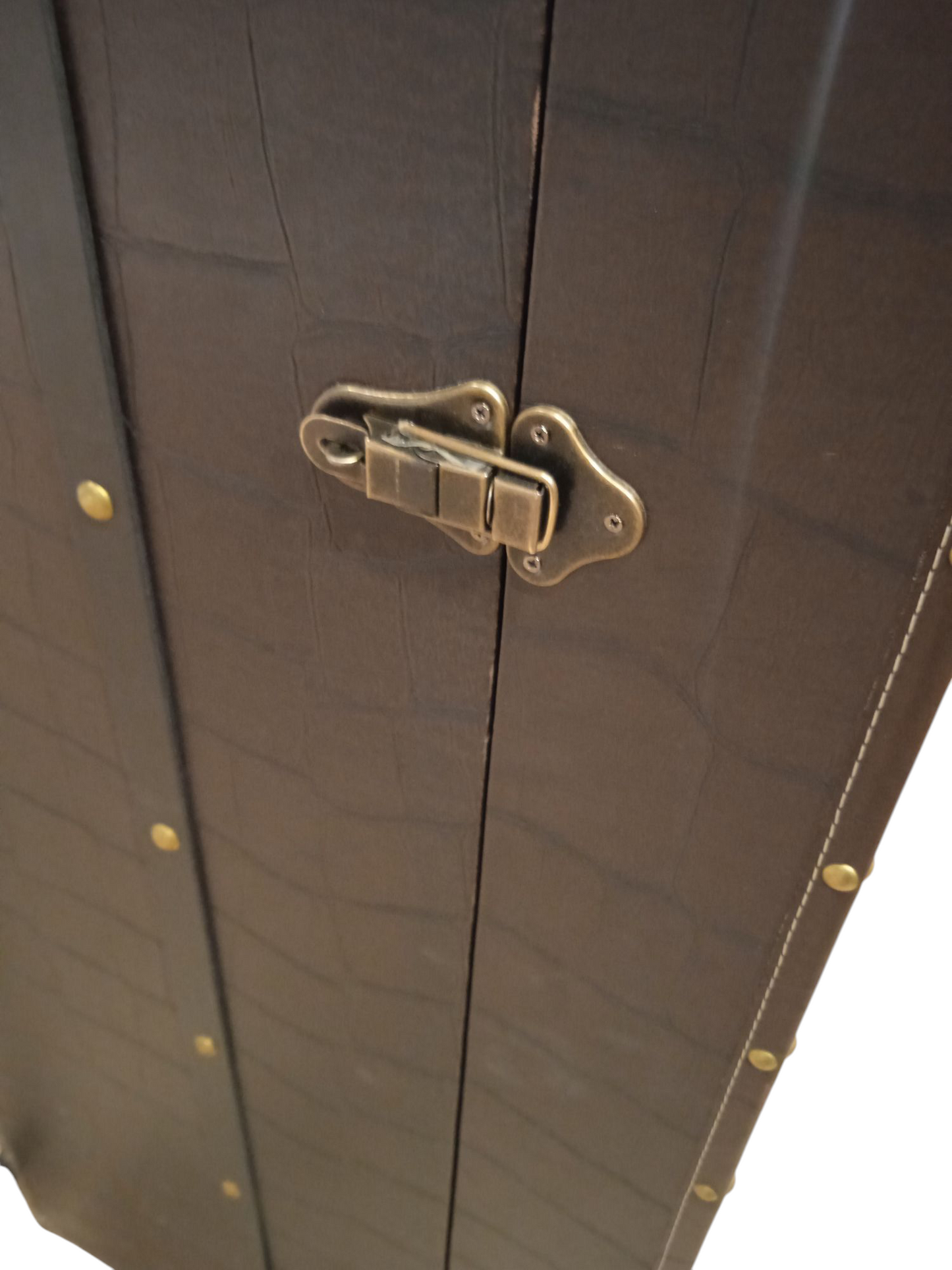 Storage chest