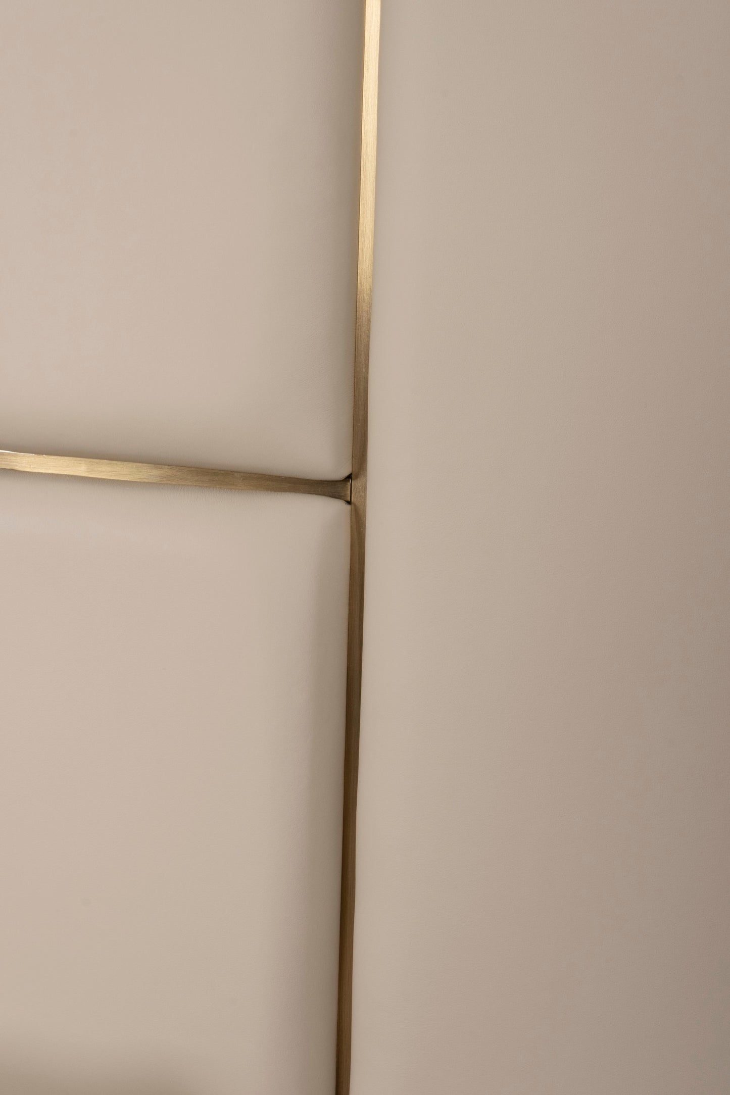 Modern Letti US King Size Bed in Macassar Leather, Handmade in Portugal