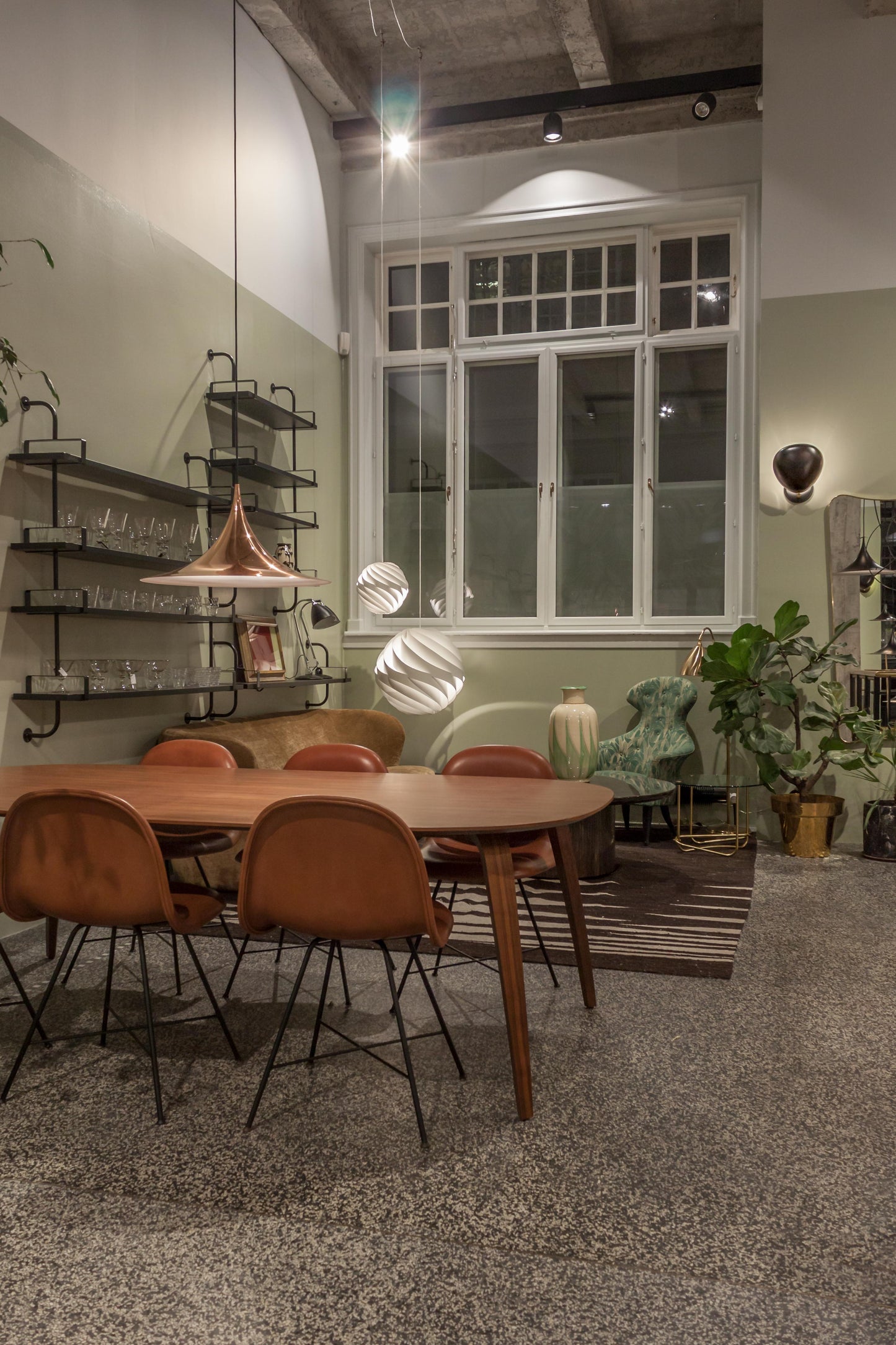 Mid-Century Modern ‘Démon’ 5-Shelf System in Black Ash – Medium Size
