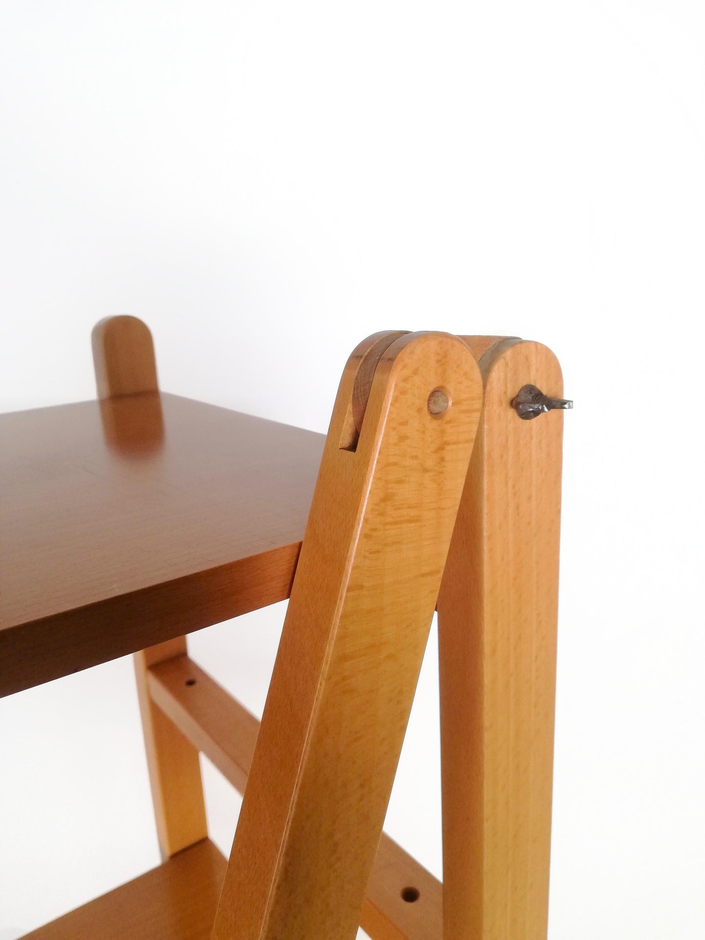 Scandinavian Modern Beech Wood Bookcase – 1970s Adjustable Shelving