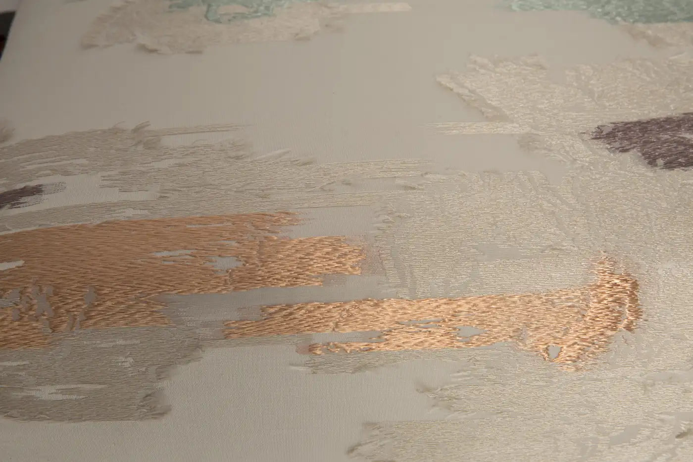 Vintola Studio Bench in Dedar Dalie Papaveri Tulipani Fabric