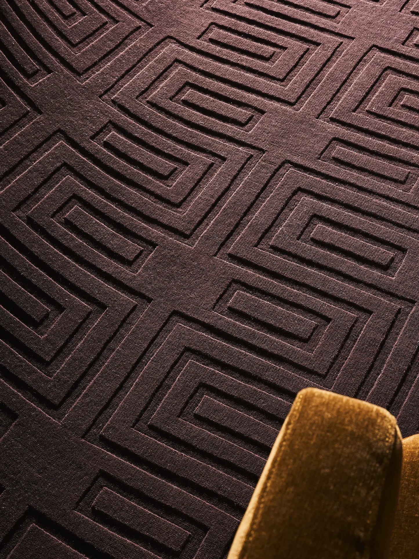 Elegant Bordeaux Wool & Viscose Accent Rug