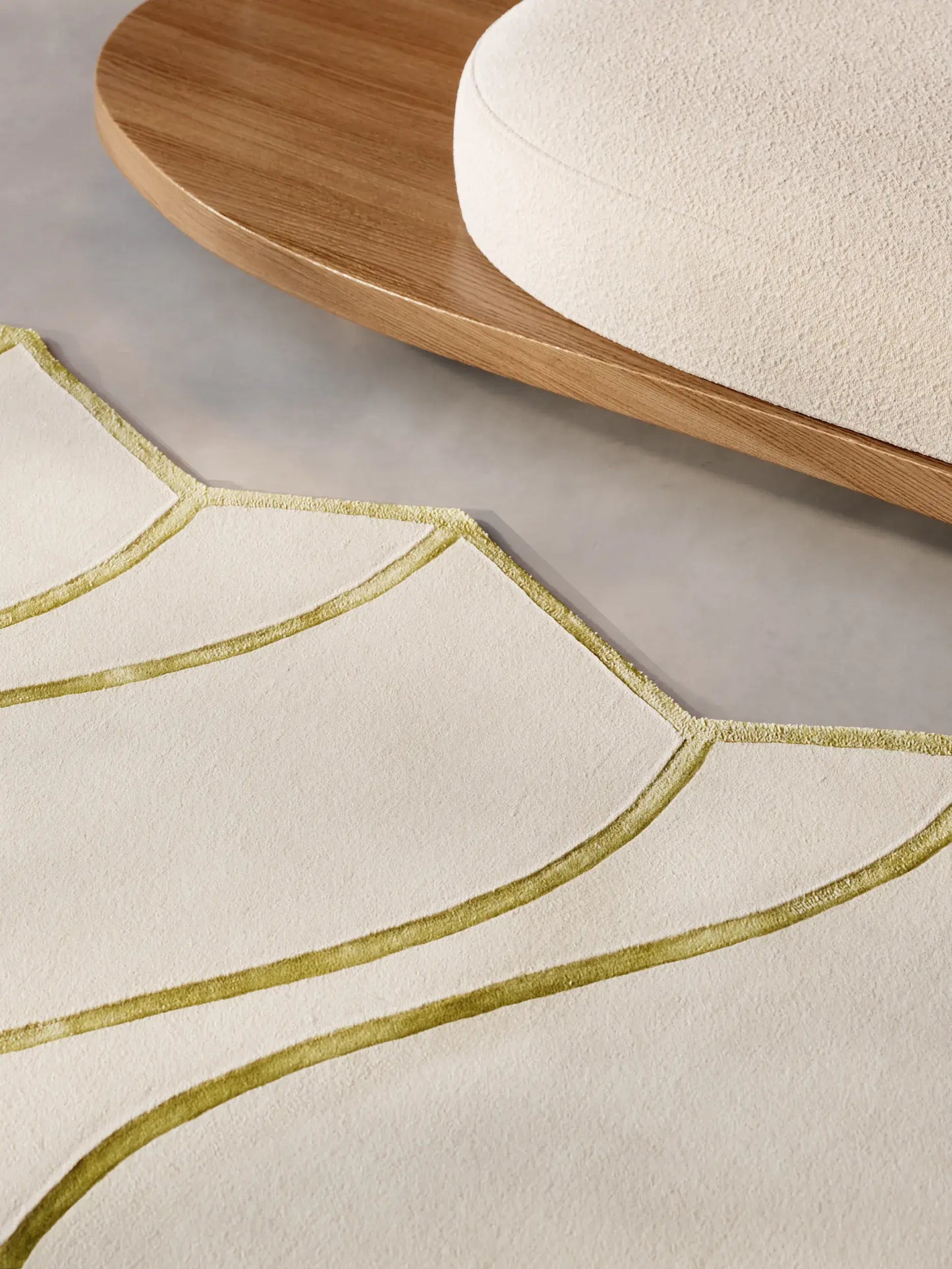 Cream Flowing Line Pattern Elegant Wool-Blend Rug