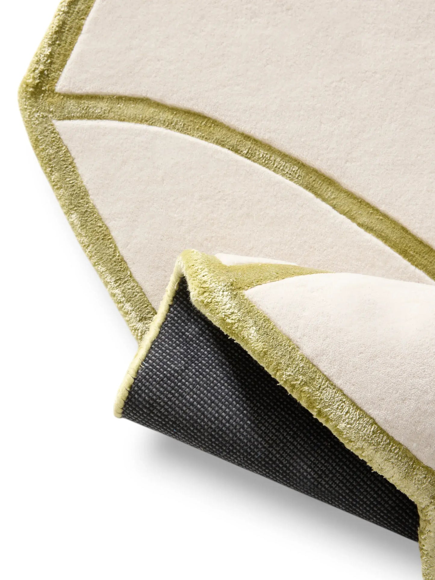 Cream Flowing Line Pattern Elegant Wool-Blend Rug