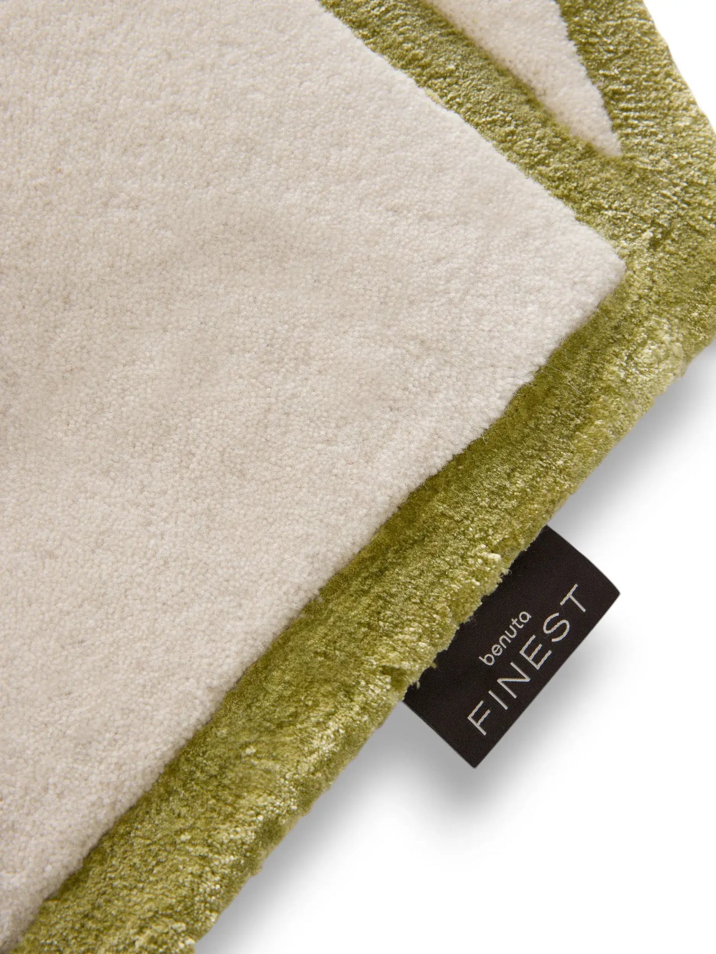 Cream Flowing Line Pattern Elegant Wool-Blend Rug