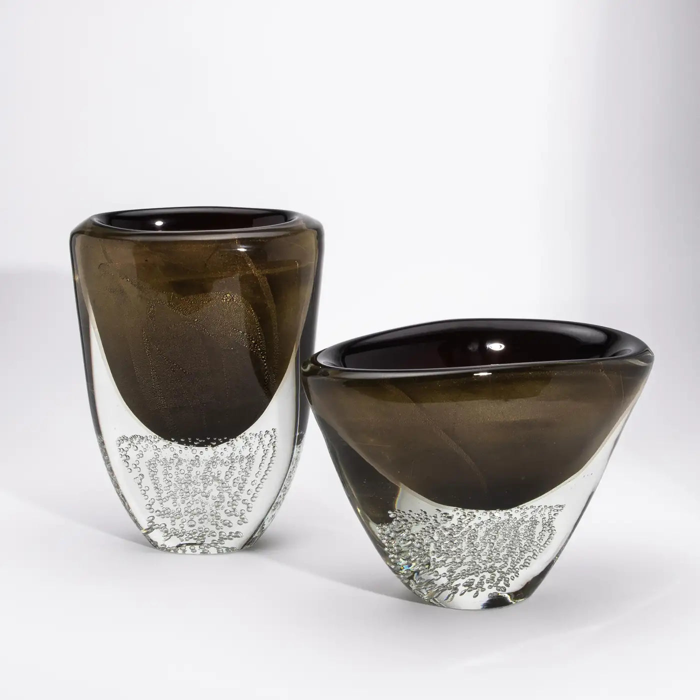 Hand-Blown Modern Murano Bowl in Black with 24-karat Gold Flecks and Bubbles