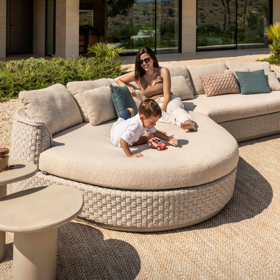 Tondo Modular Organic Seater Island