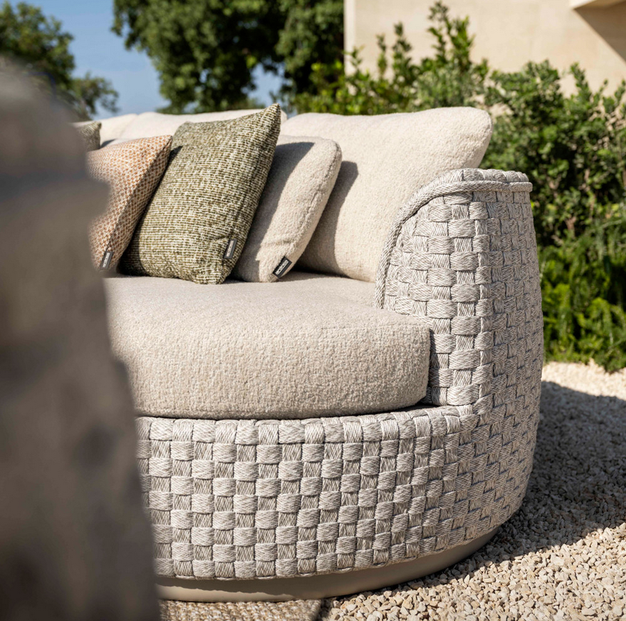 Tondo Luxury Outdoor Sofa
