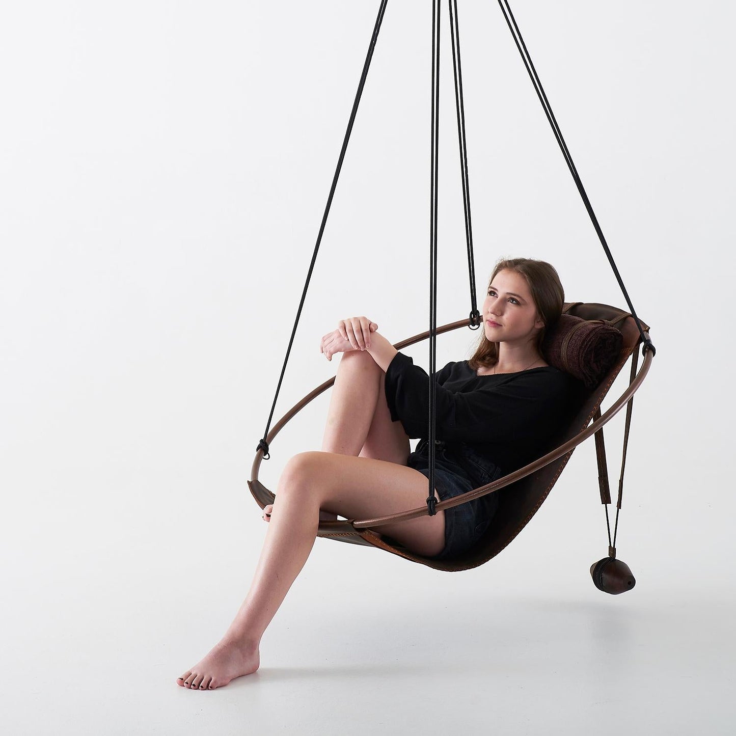 Modern Thick Oil Tan Leather Sling Hanging Chair with Powder-Coated Steel Frame