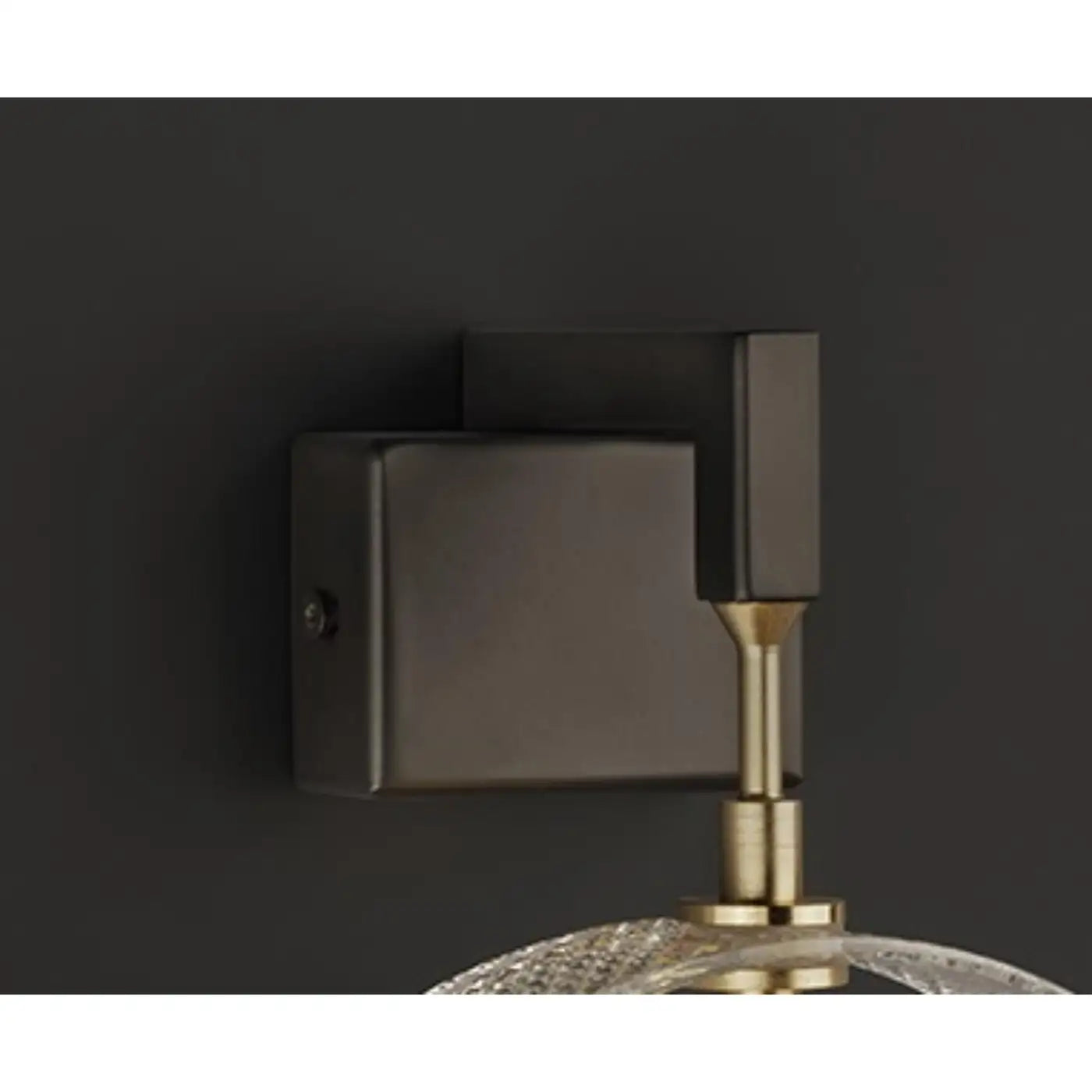 Sospeso Wall Lamp