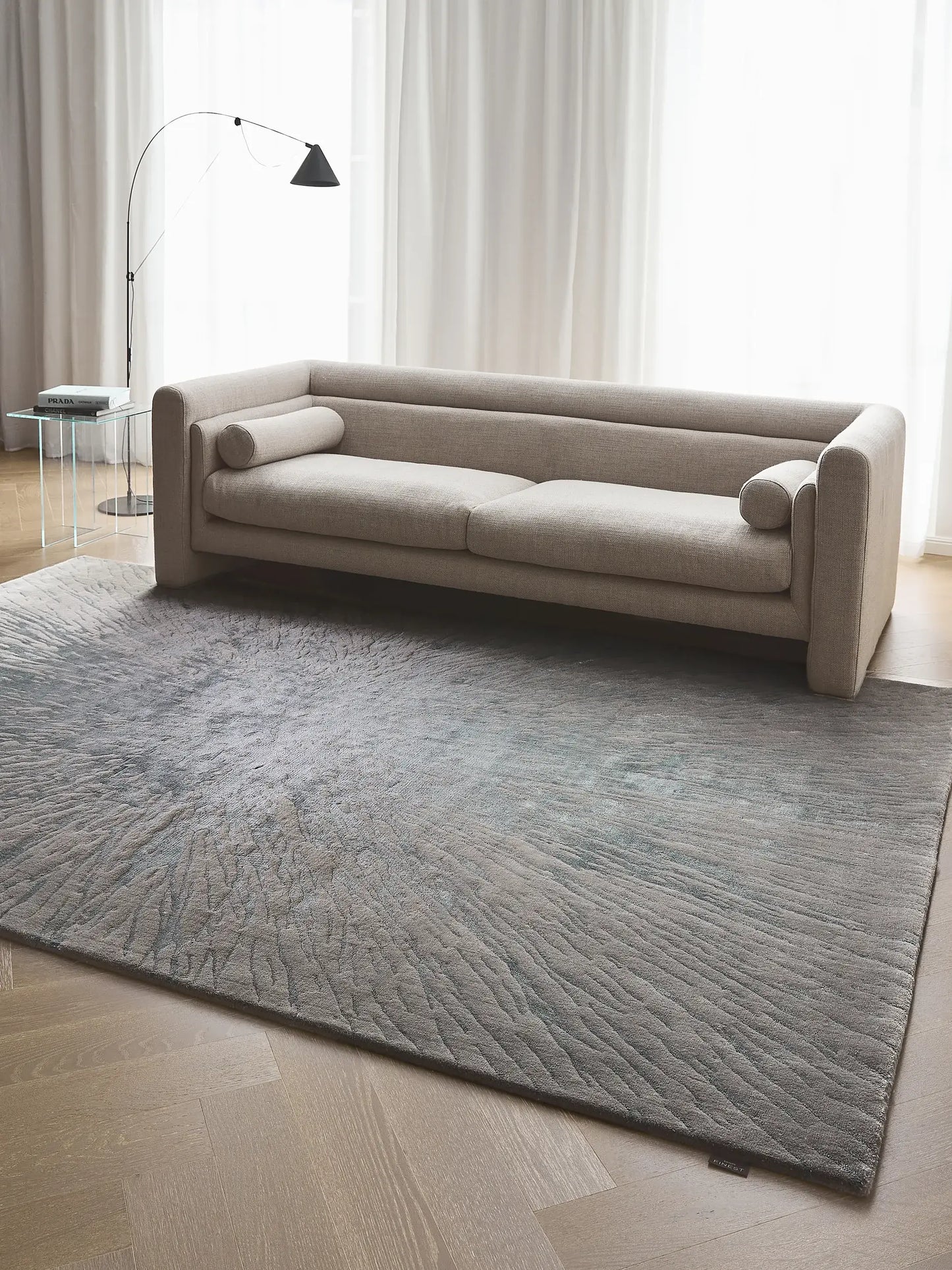 Stylish Blue-Grey Wool & Viscose Rug