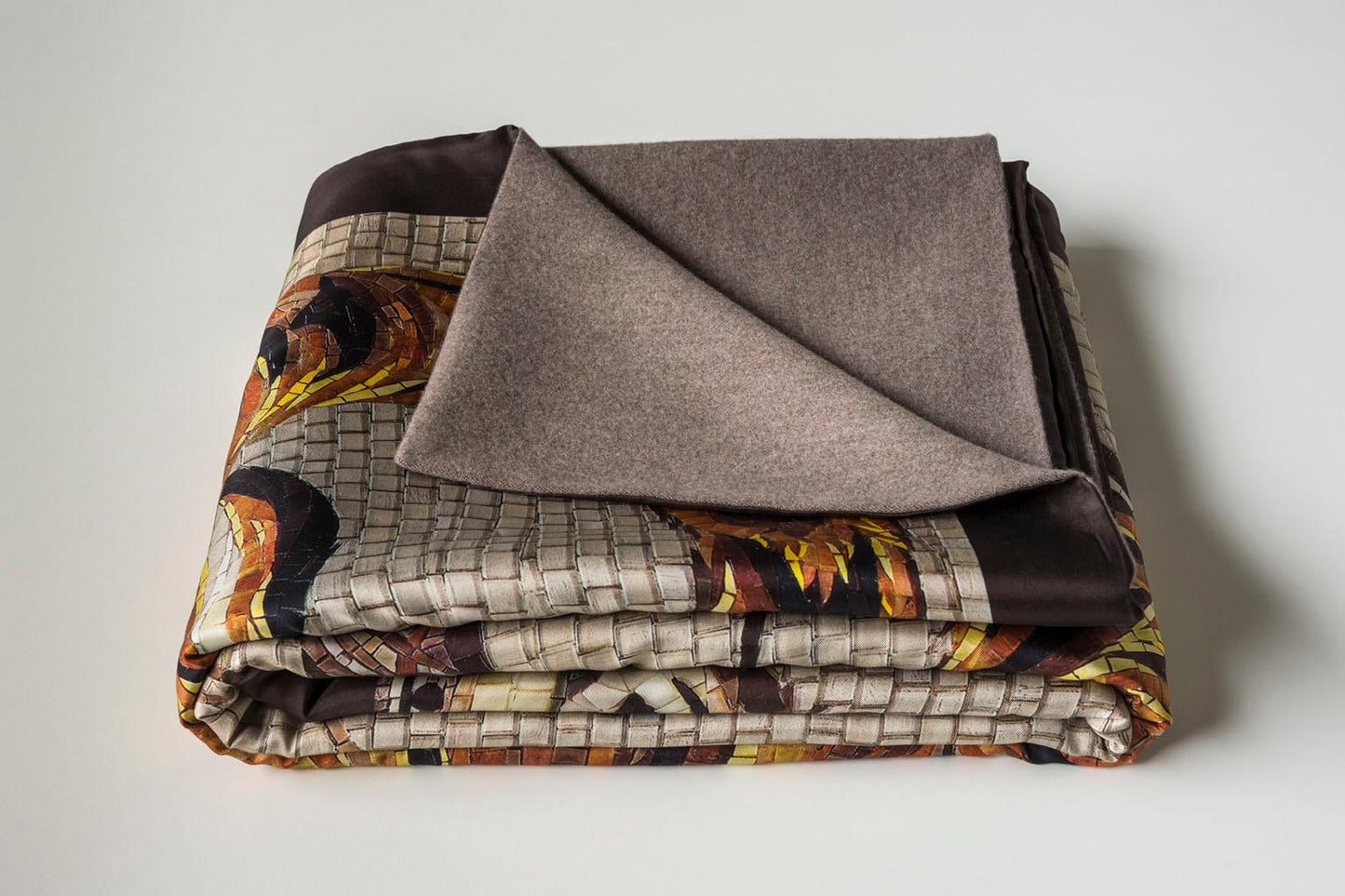 Tiger Bedcover Blanket Silk Cashmere & Wool Luxury Italian Design
