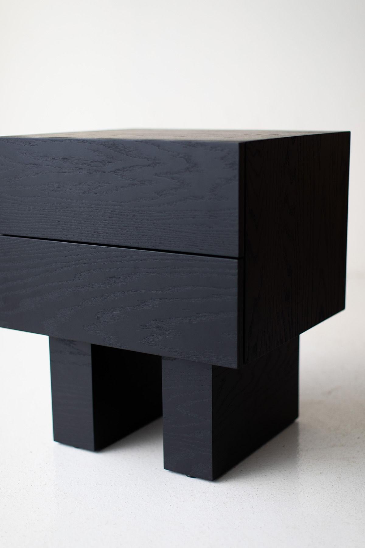 Suelo Modern Oak Nightstand – Handcrafted with Push-to-Open Drawer