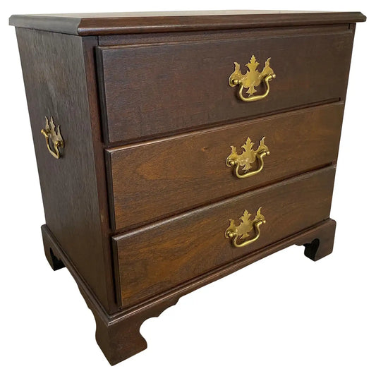 Mahogany Chest/Nightstand or End Table