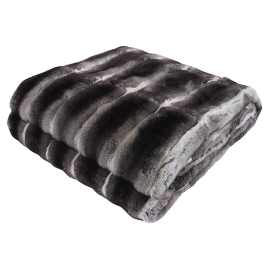 Luxury Real Chinchilla Throw Blanket – Handcrafted in Italy with Silk Lining