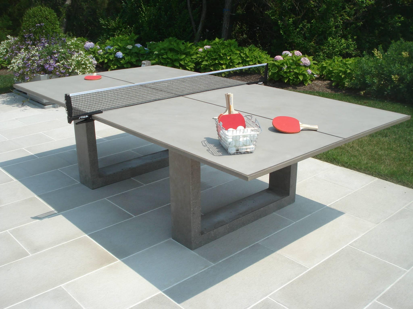 Contemporary Concrete Ping Pong Table – Regulation Size with Carbon Fiber Reinforcement