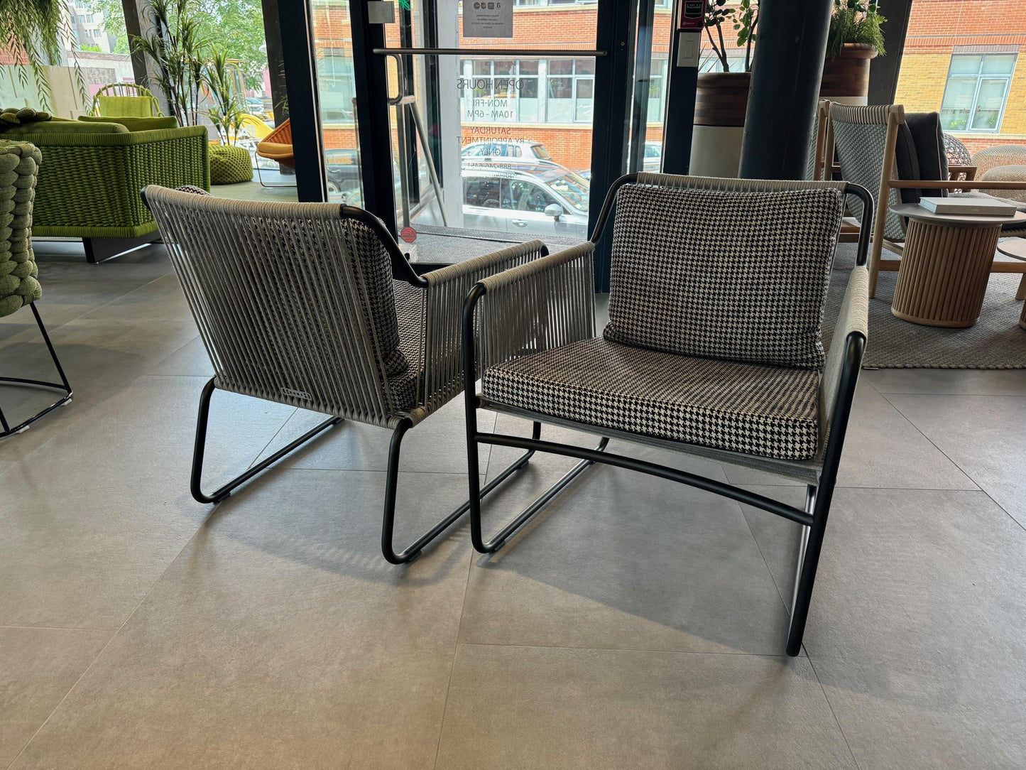 Harp 768 Outdoor Lounge Chair – Set of 2, Modern Italian Design by Roda